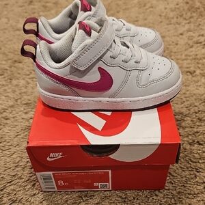Nike Kids Sneakers - White and Purple
